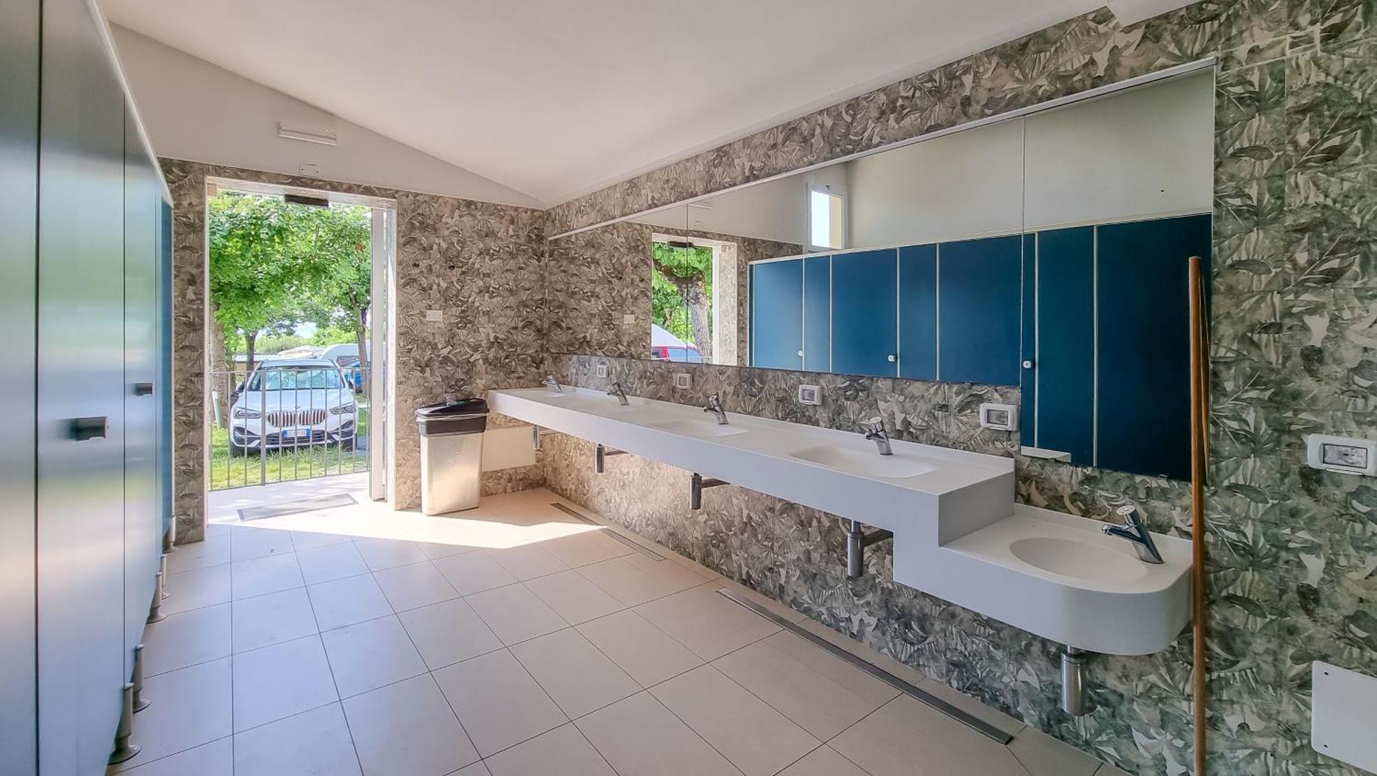 Camping Belvedere Lazise Exterior photo