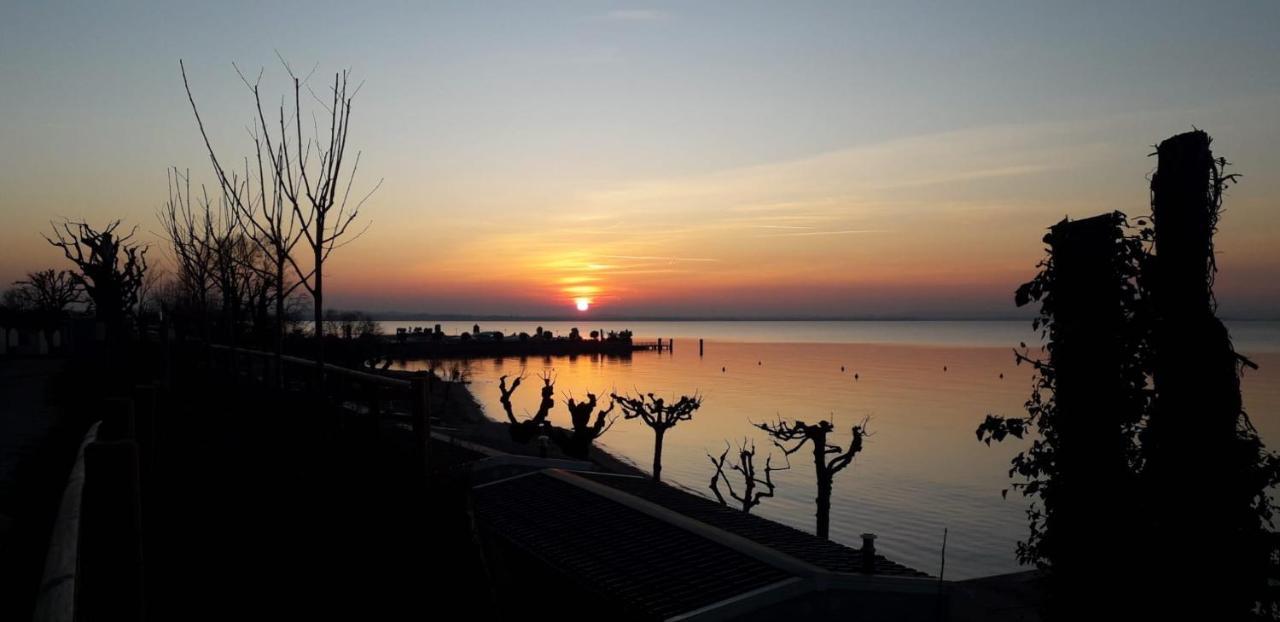 Camping Belvedere Lazise Exterior photo