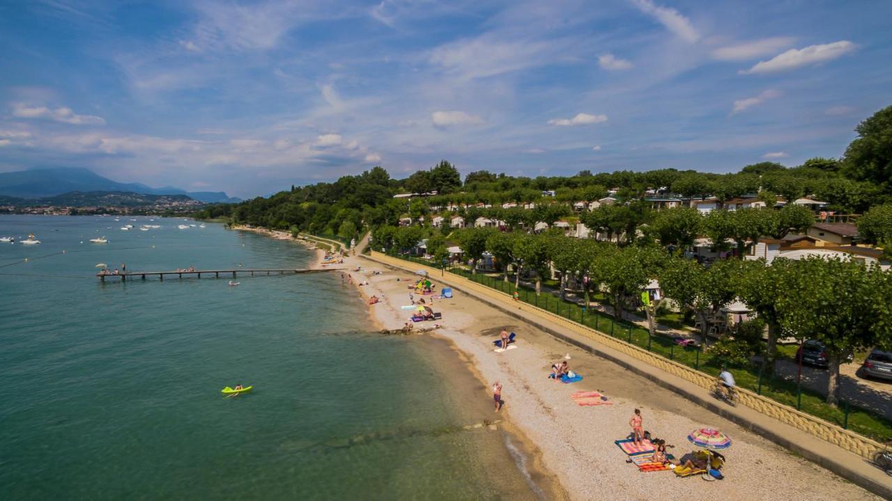 Camping Belvedere Lazise Exterior photo